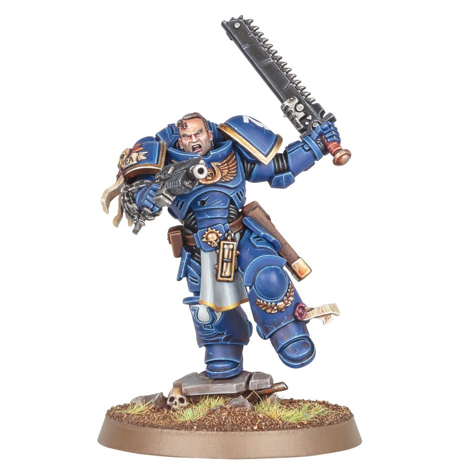 Warhammer 40,000 Commemorative Series: Space Marines - Lieutenant Titus