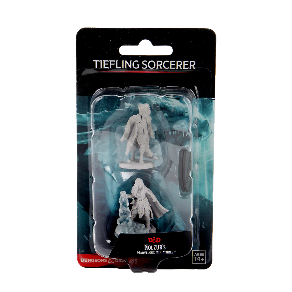 Dungeons & Dragons Miniatures: Female Tiefling Sorcerer