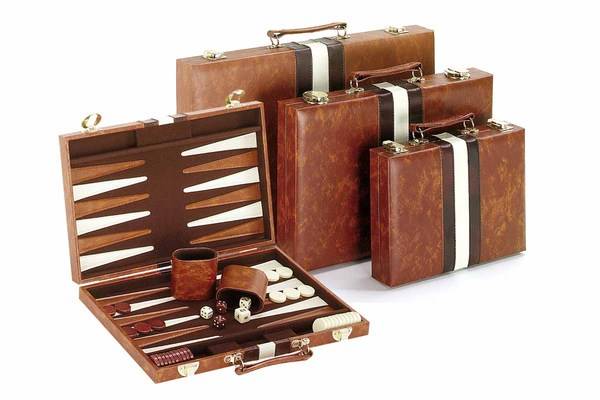 18" Vinyl Brown & White Backgammon