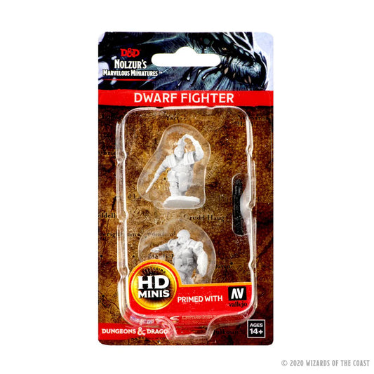 Dungeons & Dragons Miniatures: Female Dwarf Fighter