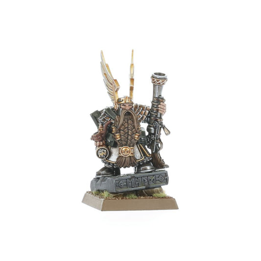 Warhammer: The Old World - Dwarfen Mountain Holds: Dwarf Thane with Handgun on Oathstone